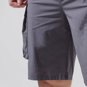 Shorts décontractés pour hommes, coupe confortable et respirante, coupe classique et décontractée, fermeture à boutons, avec poches latérales, vente en gros - Product Image 3
