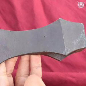 Tête de hache viking forgée à la main en acier à haute teneur en carbone, lame personnalisable avec logo, qualité industrielle, inspirée des séries télévisées, vente en gros - Product Image 6