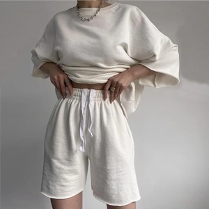 Conjunto de 2 piezas de algodón 100% con estilo para mujer, pantalones cortos con hombros descubiertos de alta calidad, conjuntos transpirables personalizados para mujer - Product Image 2