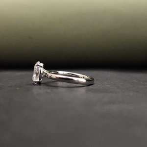 Impresionante Anillo de Moissanita Ovalado de Lujo, Creado en Laboratorio, con Certificado IGI, Moderno, Chapado en Oro de 14K, Acero Inoxidable, para Regalo de San Valentín - Product Image 3