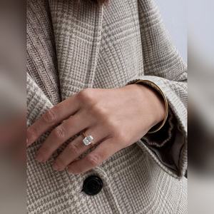 Wholesale Lab Grown Diamond <b>Cushion</b> Engagement <b>Ring</b> Gold Setting Luxury Fine Jewelry Factory Direct - Product Image 1