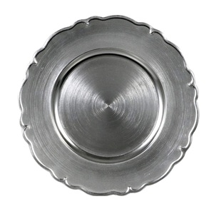 Assiette de présentation en or scintillante et élégante pour table de mariage Vaisselle en métal écologique pour la décoration de table d'événement et l'offre de cadeaux - Product Image 3