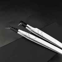 Pince à cils à poignée diamantée noir et blanc pince à cils à pointe pointue en acier inoxydable durable gravée en coeur