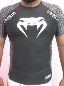 เสื้อรัดกล้ามแขนยาวแบบสั่งทำพิเศษสำหรับเล่นเซิร์ฟ ว่ายน้ำ สำหรับผู้หญิงและผู้ชาย  สำหรับกีฬา MMA ยิวยิตสู บราซิลเลียนยิวยิตสู - Product Image 3
