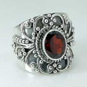Navya Craft 925 Sterling <b>Silver</b> Handmade <b>Ring</b> Natural <b>Garnet</b> Oval Bezel Set Women's Sizes 4 to 14 US Perfect Gift - Product Image 4