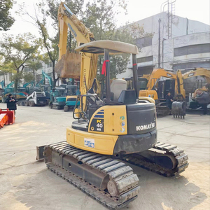 Excavadora usada Komatsu PC40MR original fabricada en Japón, excavadora mini sobre orugas de 4 toneladas en Shanghái - Product Image 4