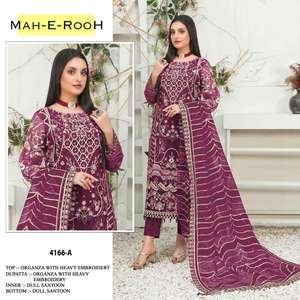 ชุดสูทปากีสถานที่สวยงามพร้อมผ้าหรูหราสำหรับงานอีเวนต์และโอกาสพิเศษสำหรับการส่งออก - Product Image 2