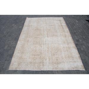 Grand tapis turc 6,7x9,8 pi (203x299 cm), tapis vintage à bordures blanches - Product Image 1