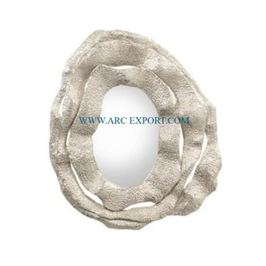 Gran oferta, espejo de tocador de pared de lujo, borde de latón de lujo, tocador de baño de diseñador, espejo colgante de pared de habitación de maquillaje antiguo en la India - Product Image 2