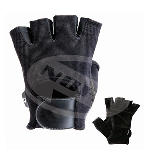 Unisex PVC Anti-Slip Half Finger Gym Gloves for Outdoor Sports Fitness Exercise Workout Weight Lifting Training - Product Image 6