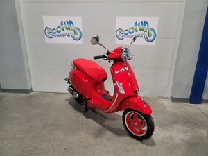 Migliore Offerta per <span class=keywords><strong>Vespa</strong></span> Primavera 150 Rossa 155 Scooter Prodotto in Vietnam >95km/h - Modello 2026 - Product Image 4