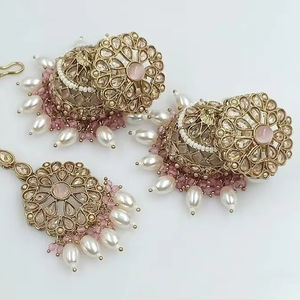 <b>INDIAN</b> WHOLESALE LATEST DESIGN CHANDELIER and ARTIFICAL EARRINGS WITH PEARL and MANGTIKKA <b>SET</b> for WOMEN and GIRLS - Product Image 1