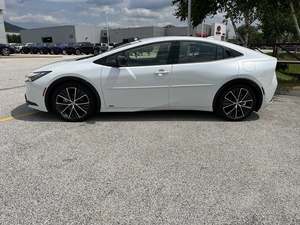 Toyota Prius XLE AWD 2023 - Product Image 2