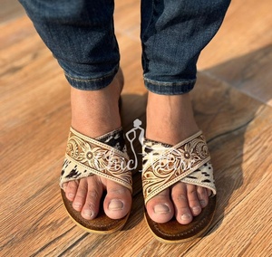 New Arrival Vintage Stylish Custom Design Women High Quality Real Genuine Cow Leather Cross Sandals Fashion Outdoor Flat Casual - Product Image 1