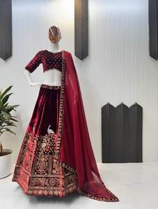 MAGNIFIQUE LEHENGA CHOLI AVEC DUPATTA AVEC SEQUENCE DE CORDON OEUVRE BRODÉE - Product Image 3