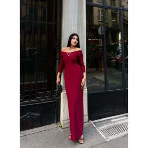 missJANELL 3061 Vestido Maxi Rojo Dubai con Cuello Barco para Mujer - Elegante Vestido Largo con Accesorios en Mezcla de Poliéster y Elastano - Product Image 2