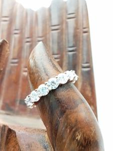 แหวนแต่งงานสำหรับผู้หญิงทำจากเพชรที่เจียระไนแบบกลมขนาด14K 18K ได้รับการรับรองจากร้าน VVS Lab - Product Image 6