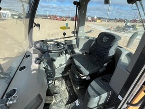 2022 Case 221F Chargeur sur roues - Product Image 5