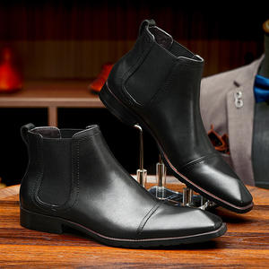Bottines Chelsea en cuir rétro avec absorption des chocs et semelle souple pour hommes, idéales pour les événements à thème vintage et les tenues de bureau. - Product Image 4