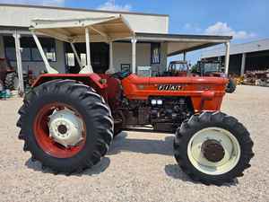 Tracteur agricole fiable Fiat 640 à roues, 65 CV, provenant de la Nouvelle-Écosse, idéal pour les petites exploitations - Product Image 3