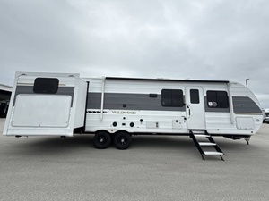Nouvelle caravane de camping F-o-r-e-s-t R-i-v-e-r Wildwood 31KQBTS 2025 prête à être expédiée - Product Image 3