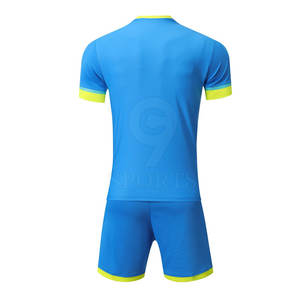 ชุดฟุตบอลของผู้ชายชุดฟุตบอลแบบยั่งยืนชุดฟุตบอลแบบระบายอากาศได้ขนาดกำหนดเอง - Product Image 2