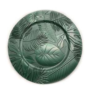 Plaques de chargeur en métal au design moderne unique avec des détails haut de gamme, parfaites pour créer un décor de table sophistiqué - Product Image 5