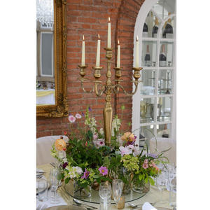 Top Trending Vintage nueva llegada Metal aluminio candelabro 5 brazos alto portavelas tamaño personalizado para deshierbe decorar dorado - Product Image 2