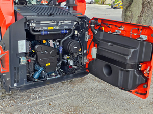 Chargeurs Kubota série SVL 75-3 d'occasion, comprenant la pompe, garantie de 3 ans, capacité de 3 557 lb, haute efficacité, construction agricole - Product Image 5