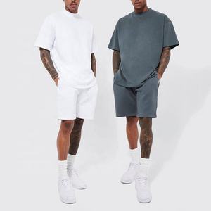 Vente en gros Ensemble t-shirt et short surdimensionnés respirants personnalisés pour hommes Style formel d'été assorti avec un design uni - Product Image 4