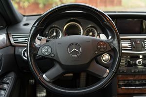 Offre exceptionnelle : Mercedes-Benz E63 AMG berline d'occasion de 2010 - Product Image 2