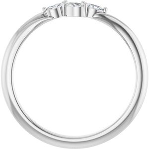 Anillo de Diamantes con Acentos Stuller 124652:101P con Mejoras en Oro de 14K - Product Image 2
