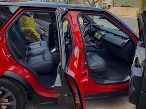 LUXURY RIDE 2023 Sport P360 SE Dynamic Turbo de 6 Cilindros, Tracción en las Cuatro Ruedas, Rojo Firenze - Product Image 4