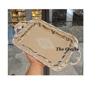 Plateau de service en acier inoxydable et laiton de conception tendance pour la vaisselle à la maison et à l'hôtel plateau de chocolat alimentaire à faible taux - Product Image 1