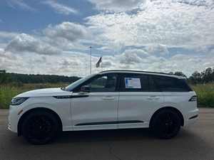 Lincoln Aviator Reserve Diesel Turbo Automatique Sièges en Cuir 2024 - Product Image 1