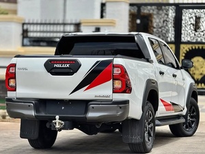 Toyota Hilux 2023 Usada, Volante a la Derecha, en Buen Estado - Product Image 5