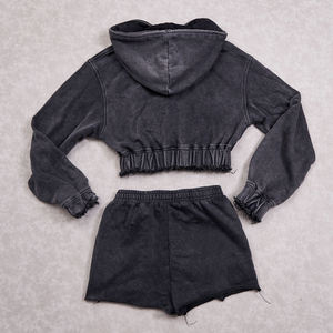 Ensemble Jogging à Capuche Zippé Effet Vieilli pour Femme – Survêtement Court Brodé avec Appliques et Lavage Acide - Product Image 2