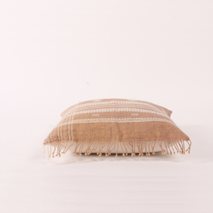 Coussins carrés en laine au design contemporain Ensemble de décoration personnalisé à texture douce avec sensation de chaleur - Product Image 2