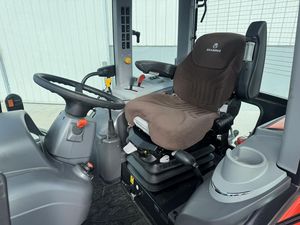 รถแทรกเตอร์คิโอติ รุ่น RX7320 เครื่องยนต์ดีเซล ประสิทธิภาพสูง กำลังยกทรงพลัง เหมาะสำหรับงานจัดสวนและโครงการเพาะปลูก - Product Image 5