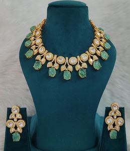 ชุดสร้อยคอโมอิสซาไนต์คุณภาพพรีเมียม แบบโพลกี้และดับเบิ้ลเล็ต ดีไซน์สวยงามทันสมัย เหมาะสำหรับงานแต่งงานและงานเลี้ยง - Product Image 3