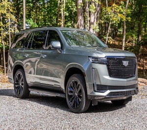 Kadilac Es kalade 2023, 4WD Sport Platinum Turbo, Asientos de Cuero, Cámara Trasera 360, Techo Corredizo, Listo para Enviar - Product Image 1