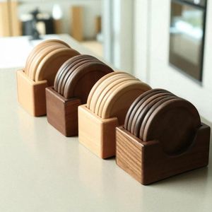 Juego de Posavasos de Madera Maciza para Tazas de Té y Café, Acabado de Grano Natural, Protección de Mesa, Elegante Soporte para Bebidas de Uso Diario - Product Image 1