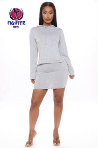 ชุดวอร์มแบบมีฮู้ดสำหรับผู้หญิงชุดวอร์มแบบสั้นมีซิปปรับแต่งได้ - Product Image 4