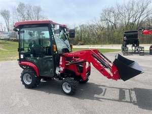 Nuevo Tractor de Ruedas Mahindra 2126 HST de 100 CV, Tractor Compacto con Cargador en Venta - Product Image 3