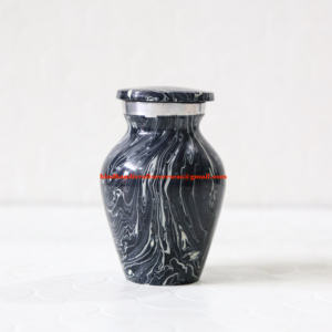 Urne funéraire en métal avec jeton Urne funéraire en métal faite à la main en aluminium fini sur mesure en gros pour cendres avec la meilleure qualité - Product Image 2