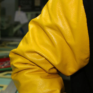 Veste universitaire en laine d'hiver de haute qualité, tendance et confortable pour les activités décontractées et sportives, vente en gros - Product Image 5