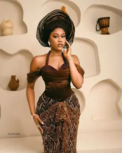 Tenue de mariée traditionnelle africaine en polyester Dirac Flowing Shash Gabasaar avec foulard et écharpe d'épaule, taille plus - Product Image 2