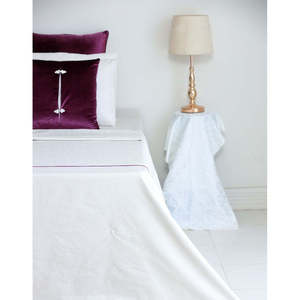 Literie Violetta King Size pour une Décoration de Chambre Luxueuse et Élégante - Product Image 3