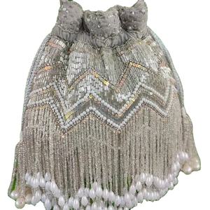 Bolsos Potli de Perlas Bordados a Mano de Lujo para Mujer, Bolsos de Mano de Noche, Bolsos de Muñeca para Regalos a Precio Económico por LUXURY CRAFTS - Product Image 1