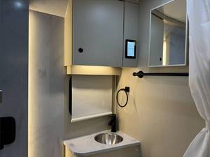 Autocaravana de Lujo Pleasure Way PLATEAU XL 2026, Blanca, Euro 6, Capacidad para 4-6 Personas, Carga Útil de 3500 kg, Ajustable, Familiar - Product Image 2